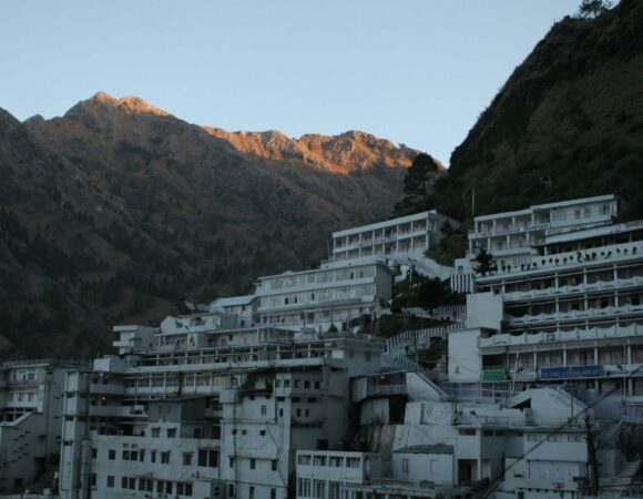 Mata Vaishno Devi Tour with Patnitop from Delhi by Holidays Retreat